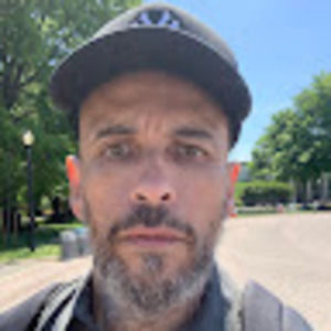 Meet your Posher, Carlos